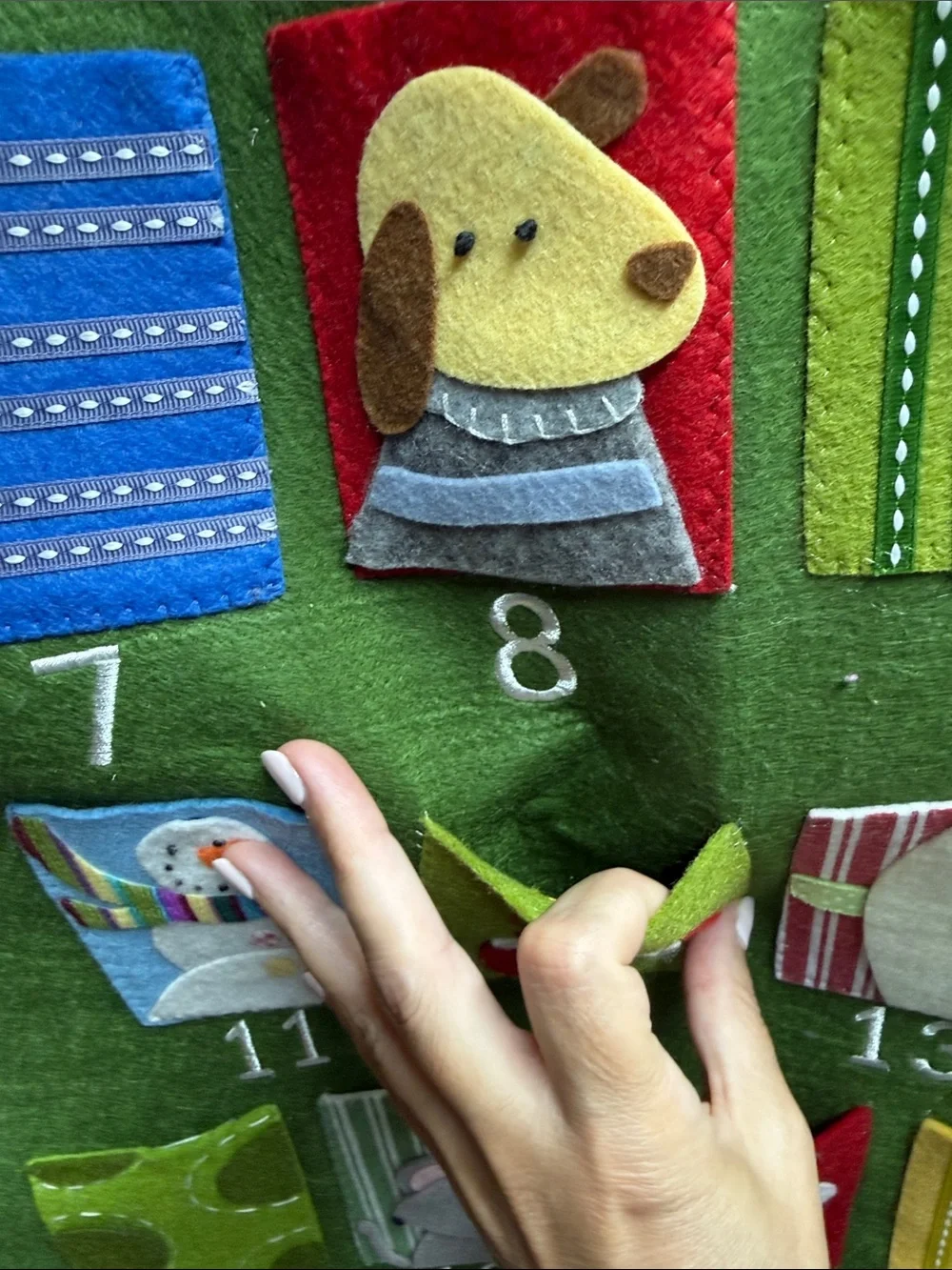 Pottery Barn Kids Festive Green Felt Christmas Tree Advent Calendar